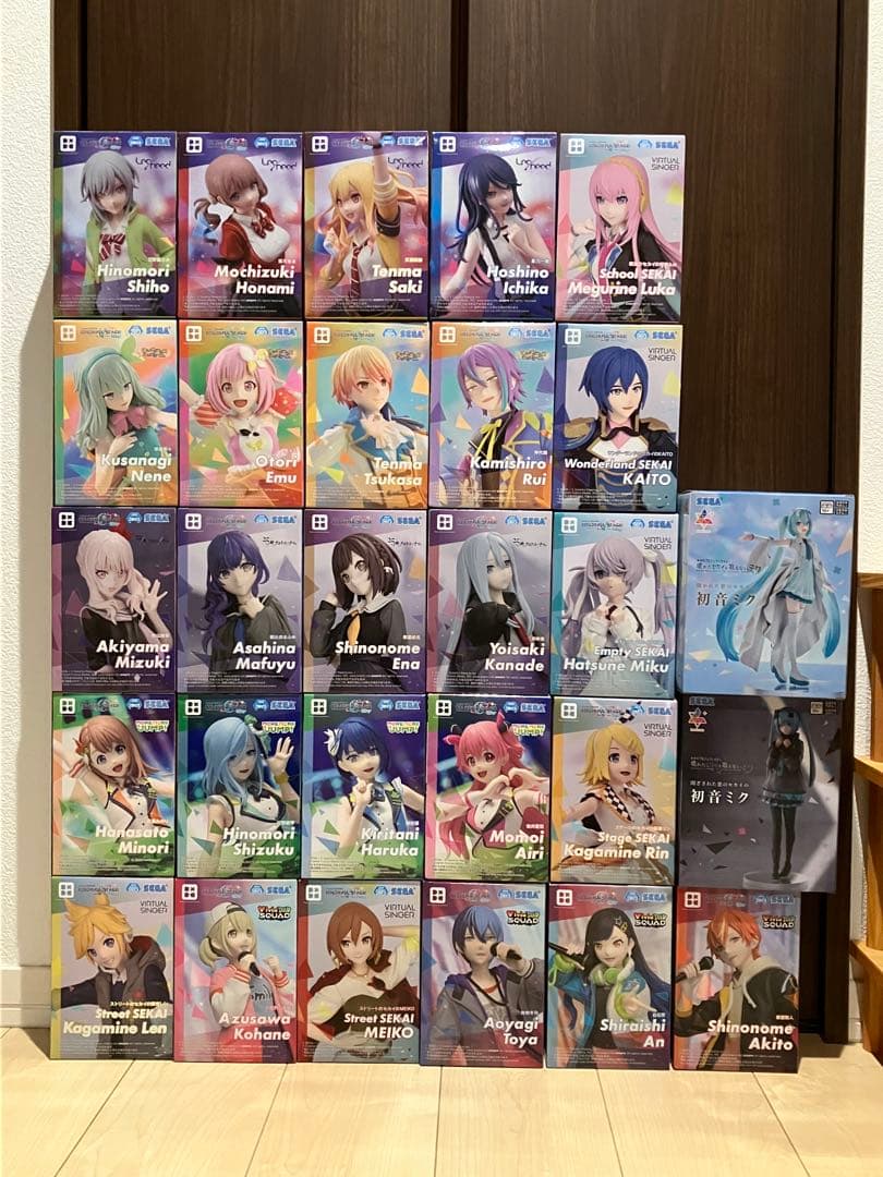 プロセカ　全メンバー26体コンプ＋劇場版ミク2体 フィギュア セット売り