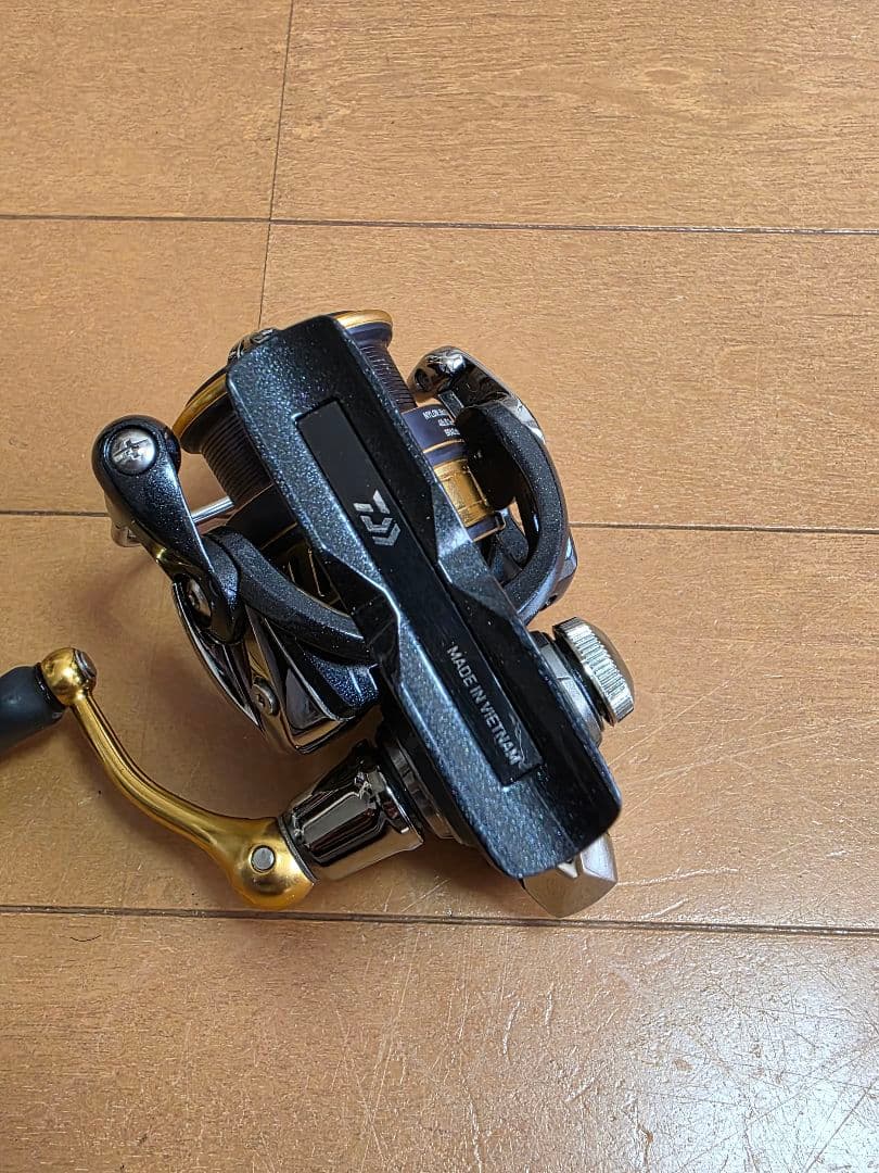 ダイワ　23レガリス LT2000S-P　18レガリス LT2000S　セット