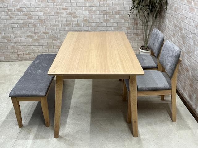 ダイニングテーブルセット　４人掛け　オーク　ナチュラル　新品