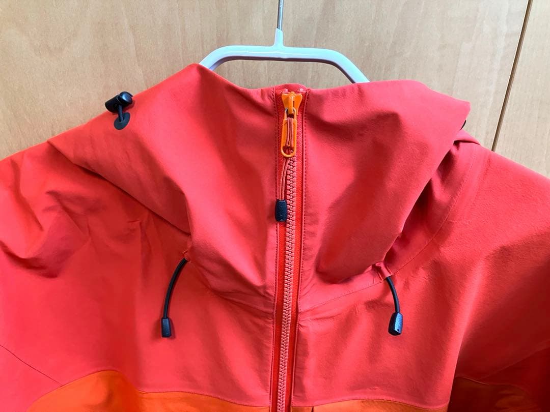 俊介　最終値下げ‼️Alpha Comp Hoody アークテリクス