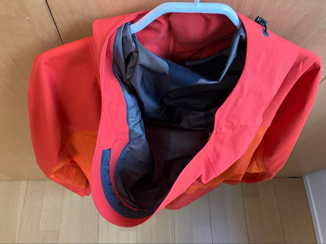 俊介　最終値下げ‼️Alpha Comp Hoody アークテリクス