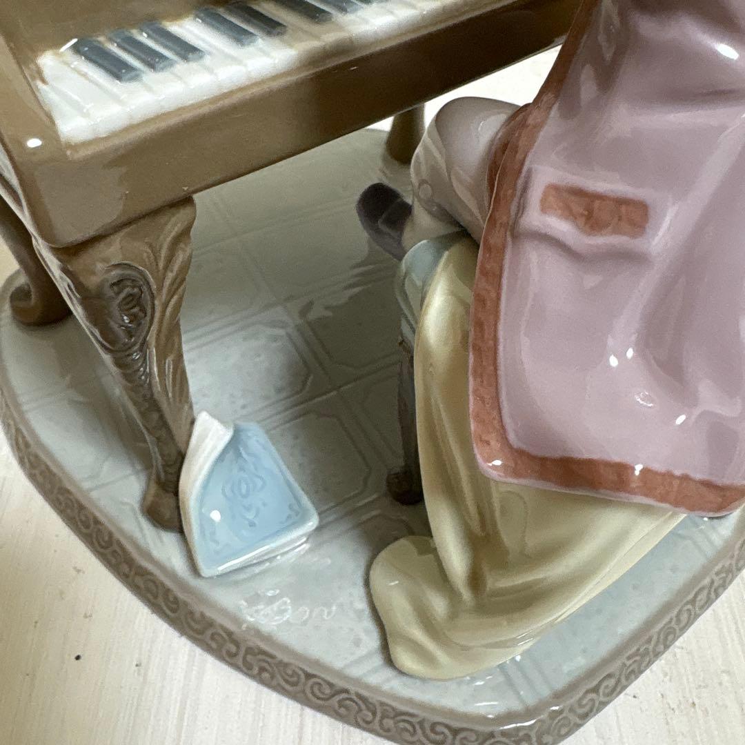 リヤドロ・「ヤングモーツァルト」　世界限定2,500体　新品！証明書の盾付き！