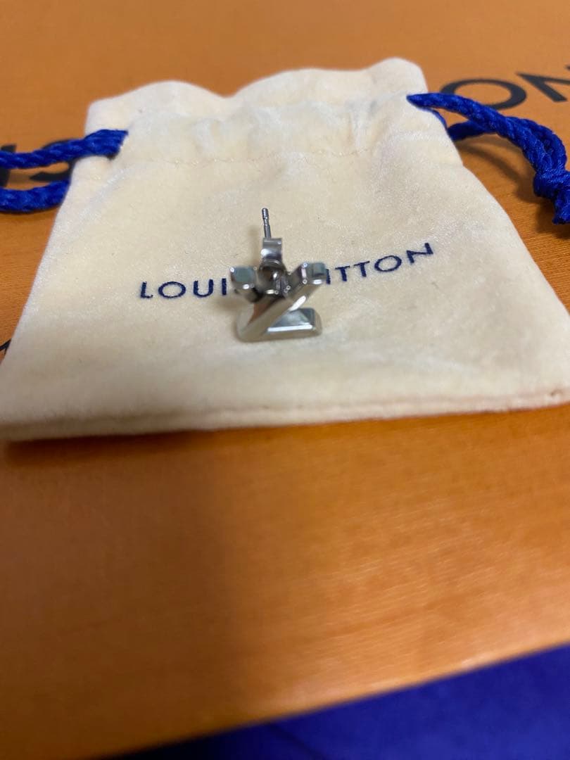 LOUIS VUITTON ルイヴィトン ピアス 片耳のみ