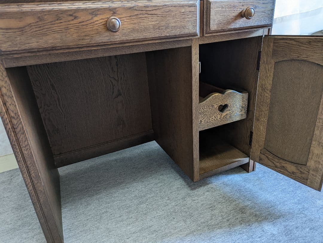 【椅子は売却済】ビンテージ　木製ドレッサー　鏡台　Dresser たのメル便