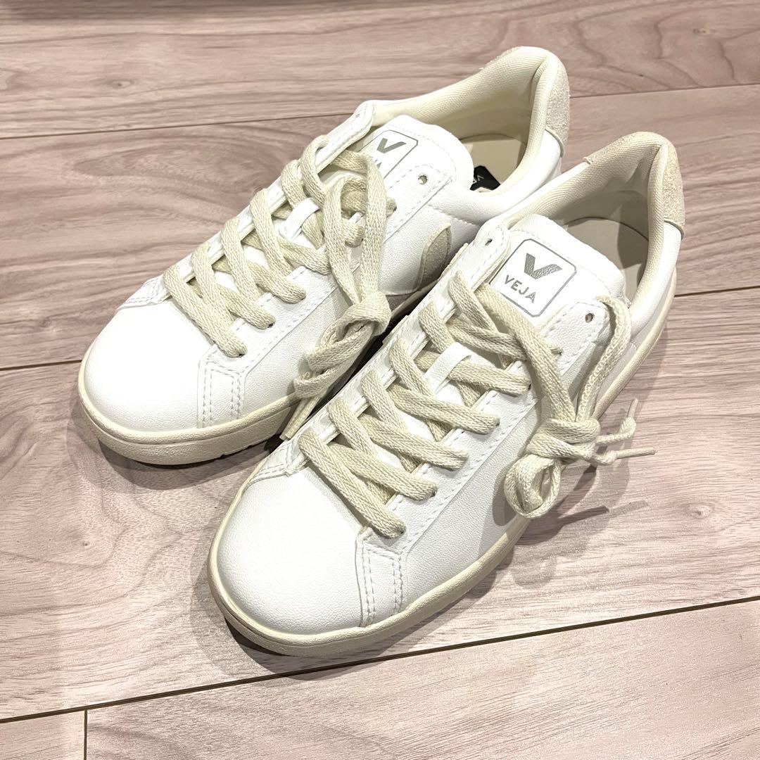 ［未使用］VEJA スニーカー URCA CWL (23cm)