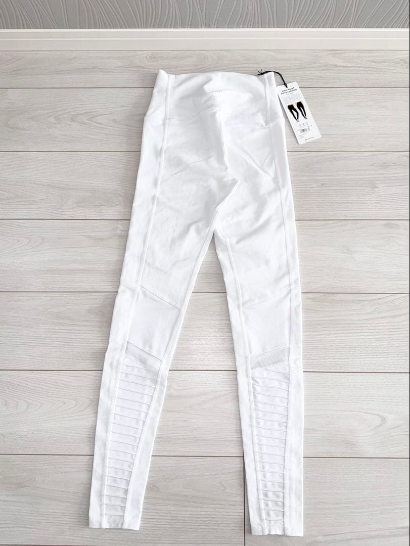 【新品タグ付】★人気完売品★ alo yoga ハイウエスト モトレギンス