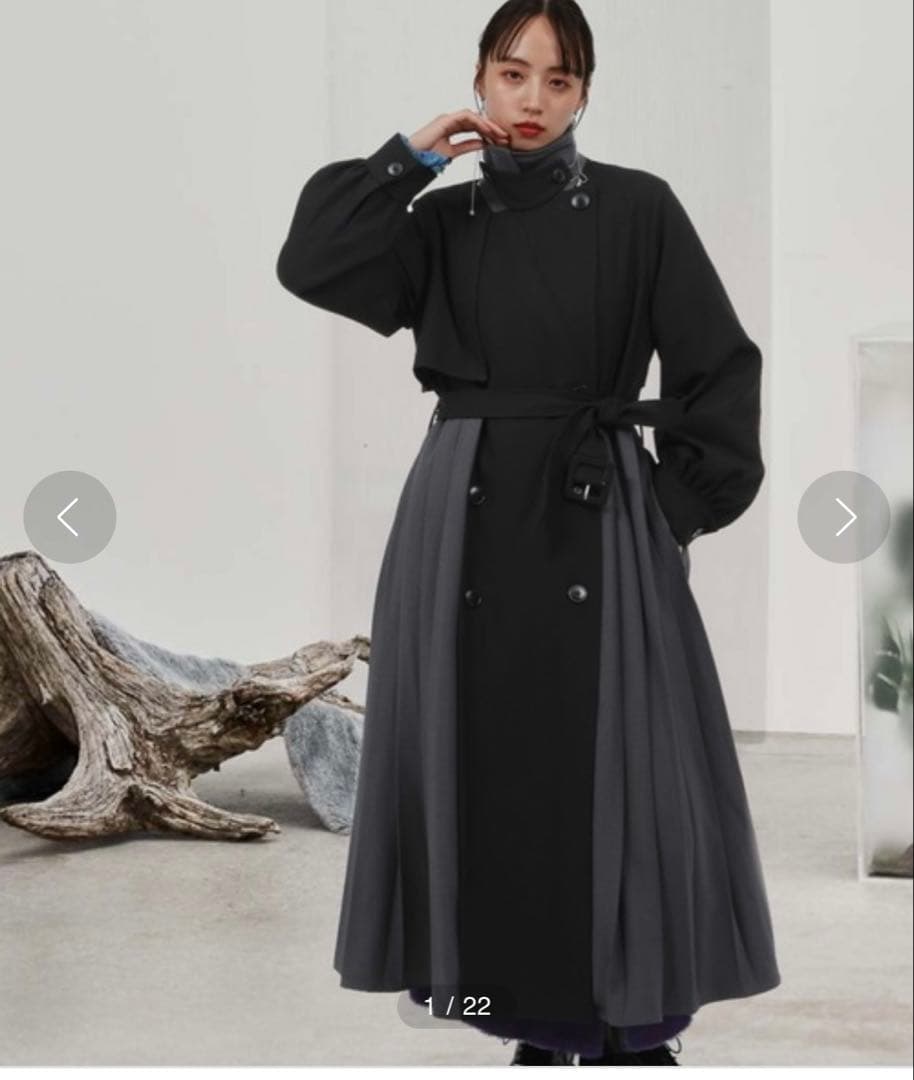 HARE バイカラープリーツコート　黒　美品