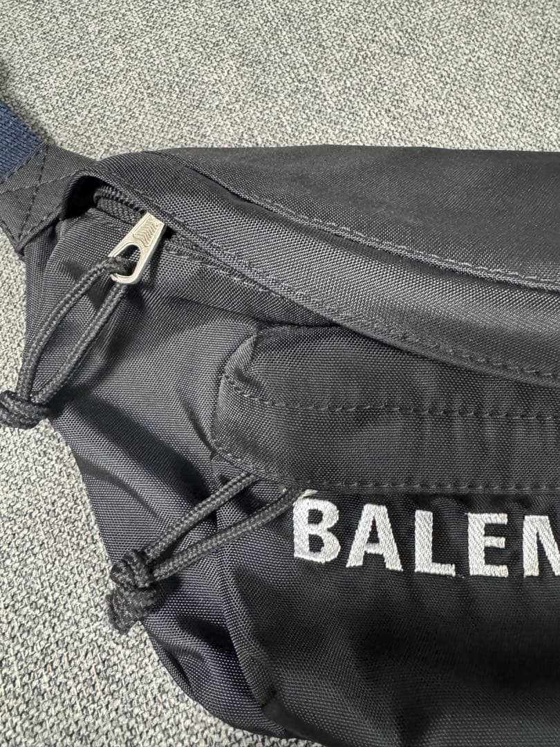 美品☆BALENCIAGA ウエストポーチ ショルダーバッグ
