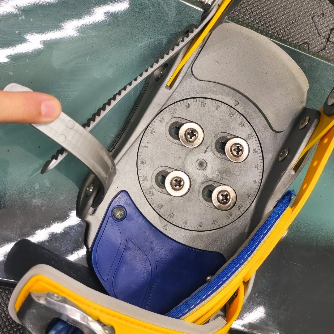 AUKNIX オークニクス スノーボード 板 バインディング ケース付き