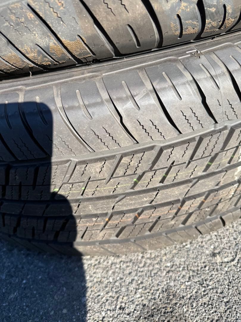 ランクル250 新車外しタイヤ ４本 DUNLOP AT23 18インチ