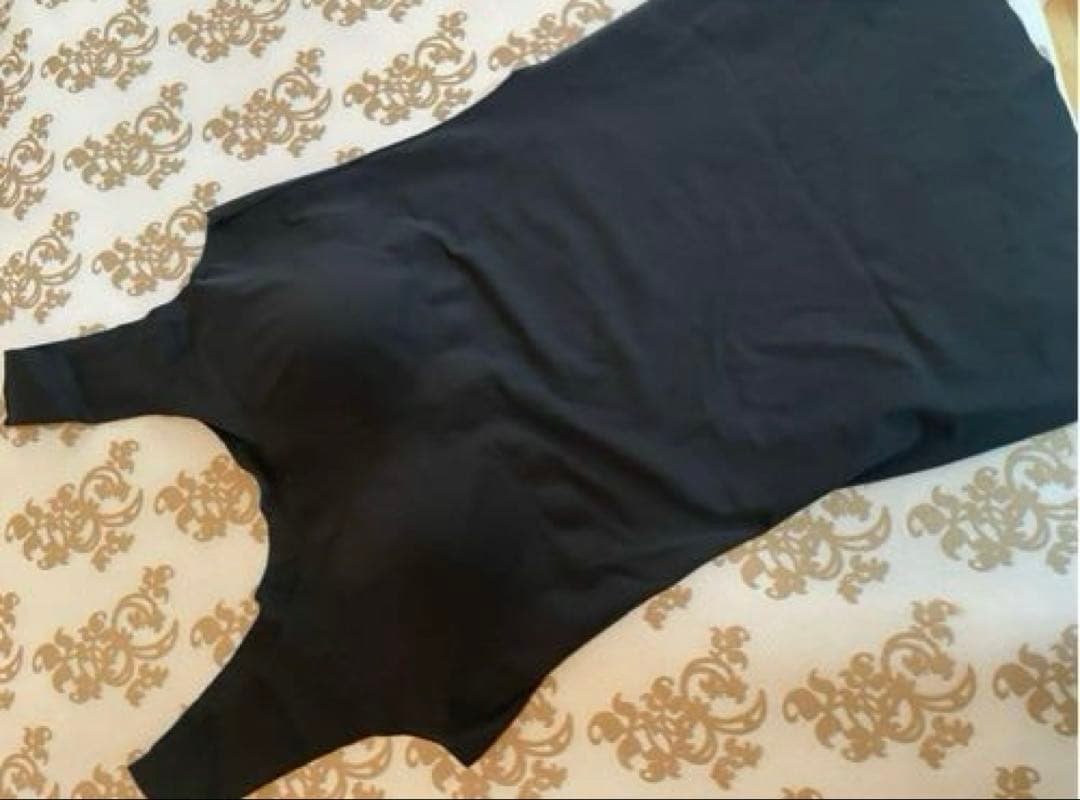 【美品】グラントイーワンズ ノンワイヤーホルミーブラトップ Oサイズ