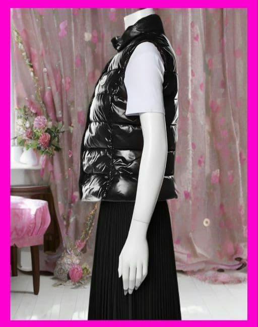 代理店タグ美品！胸元ぱっちりワッペンMONCLER ダウン ベスト モンクレール