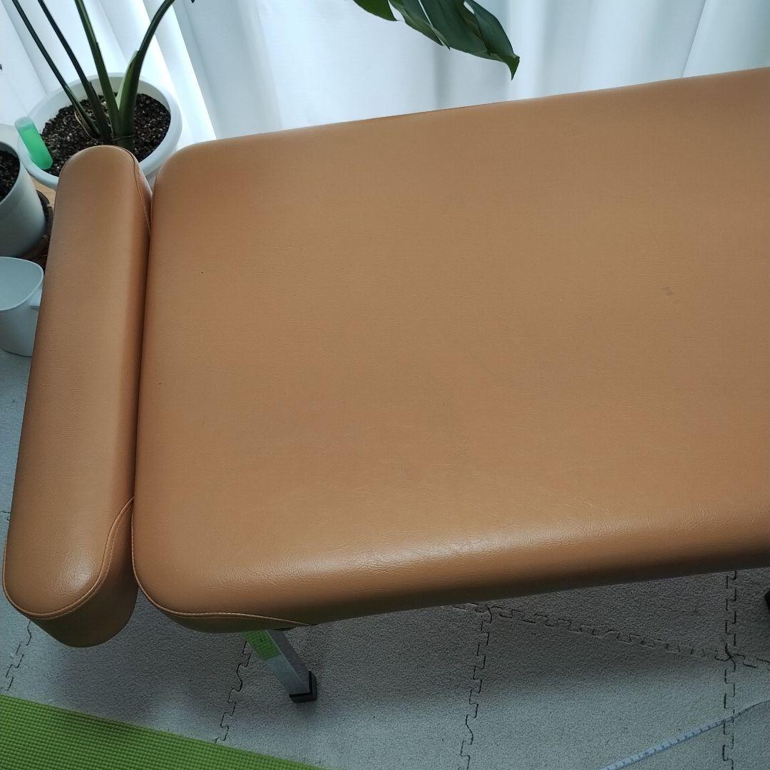 治療ベッド 施術ベッド 整体　マッサージ