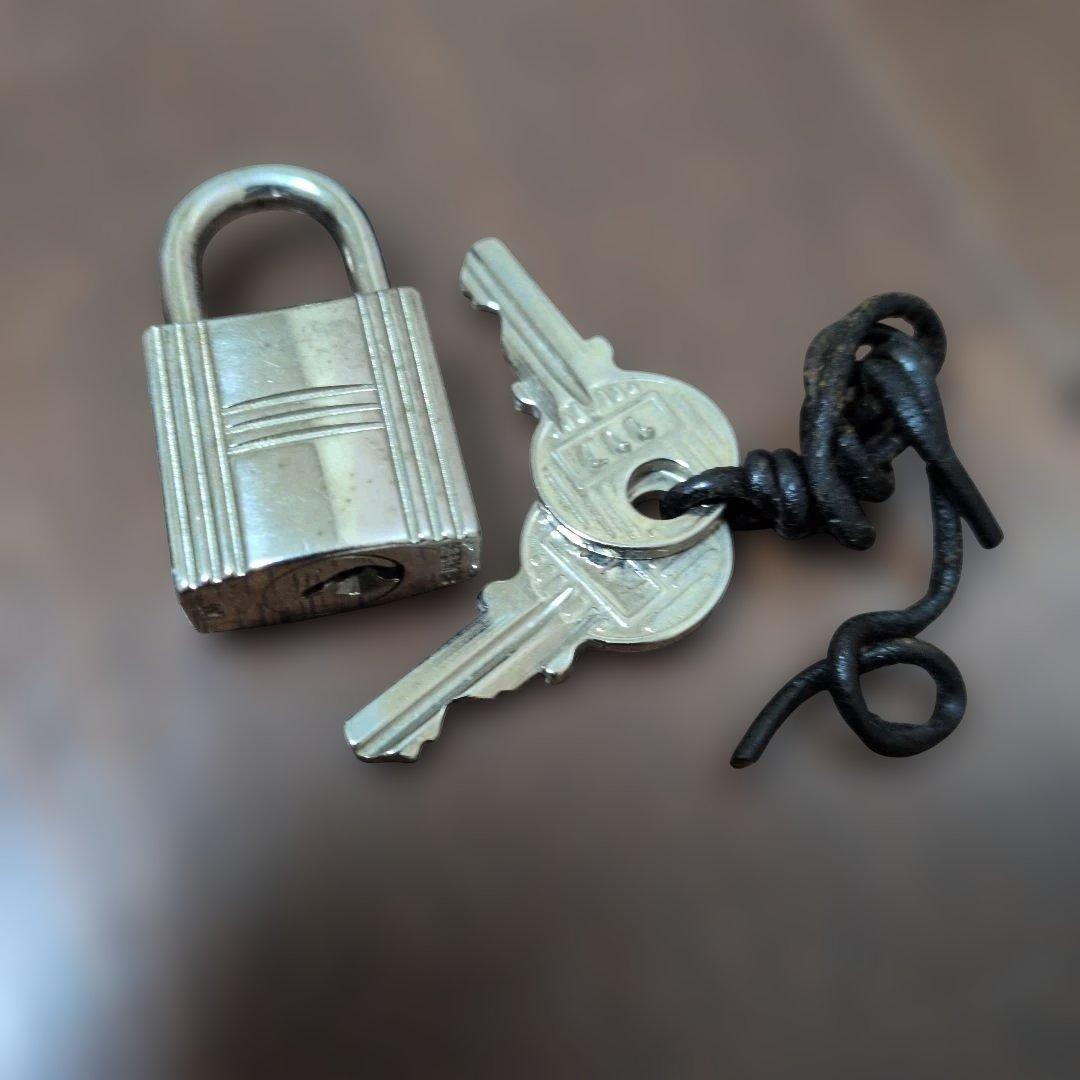 エルメスHERMESカデナシルバー