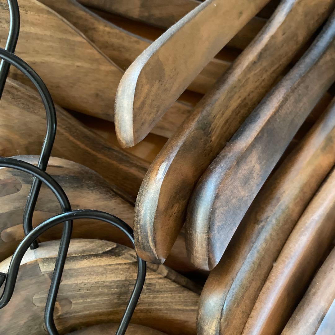 ロータス　アンティーク　木製ハンガー　トップスハンガー　大人用　Ｌ　25本