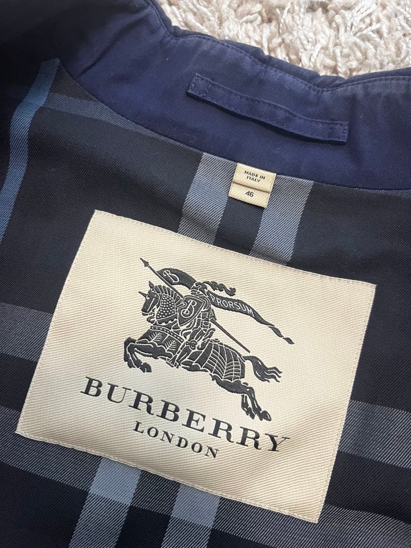 Burberry ネイビー ダブルブレスト トレンチコート