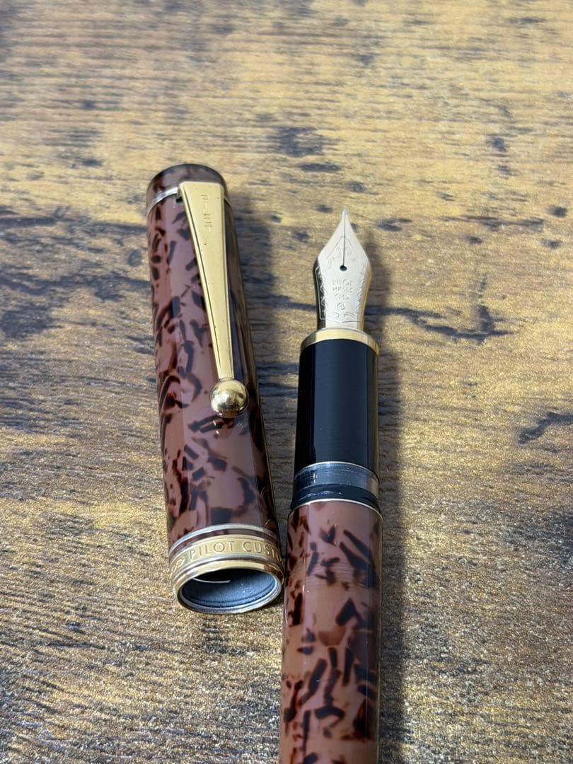 1984年製　初期型　カスタム　鼈甲柄　パイロット　万年筆　M コンバーター一体