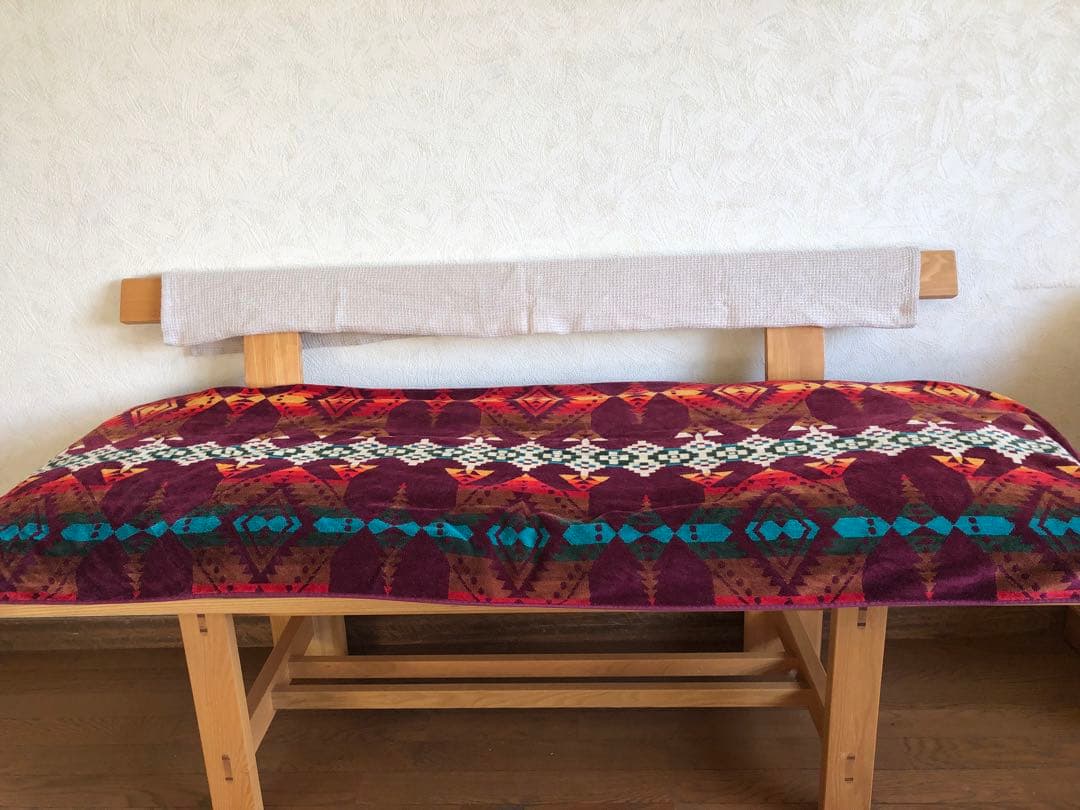 天然木　布貼り　ソファベンチ　3人掛け　組み木　家具　ブランド家具　送料込み