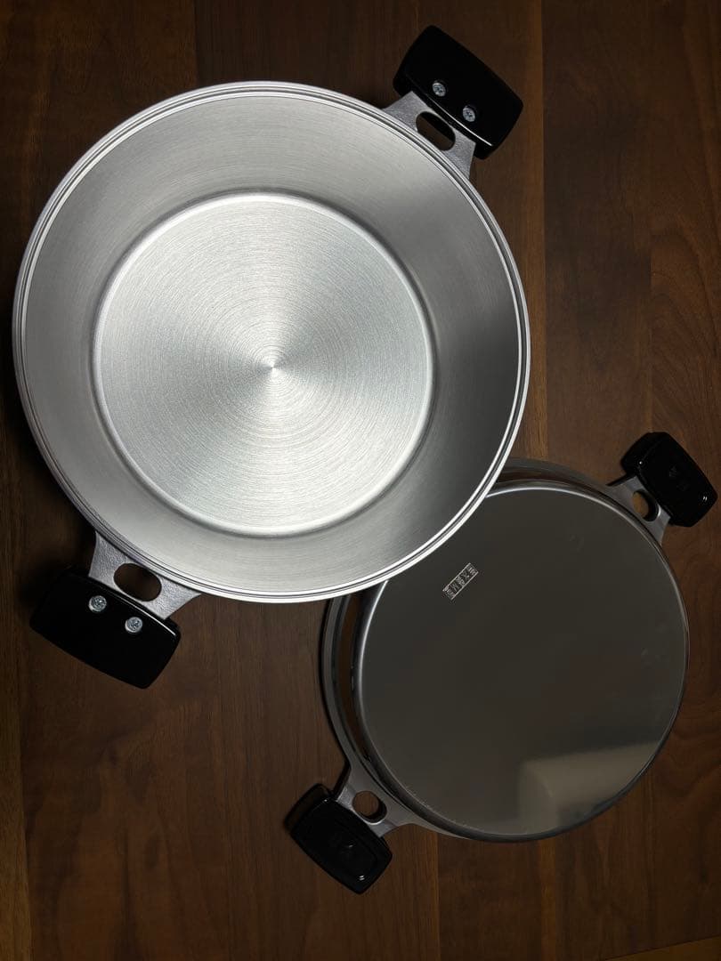 ムスイ 無水鍋 M型 両手鍋 25㎝　【新品・未使用品】