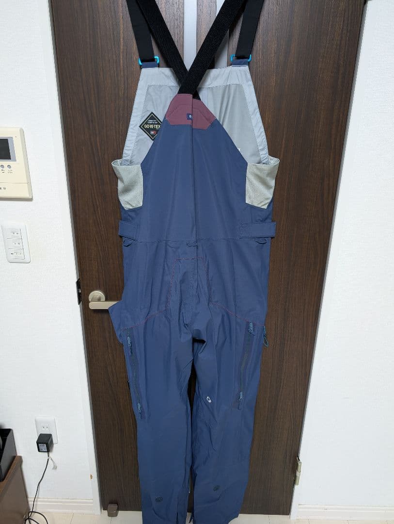 REW 22-23 REALITY リアリティー 上下セット 週末限定セール！