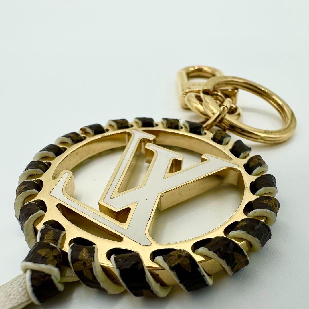 ルイヴィトン　キーホルダー　モノグラム　ポルトクレベリー　キーリング　チャーム