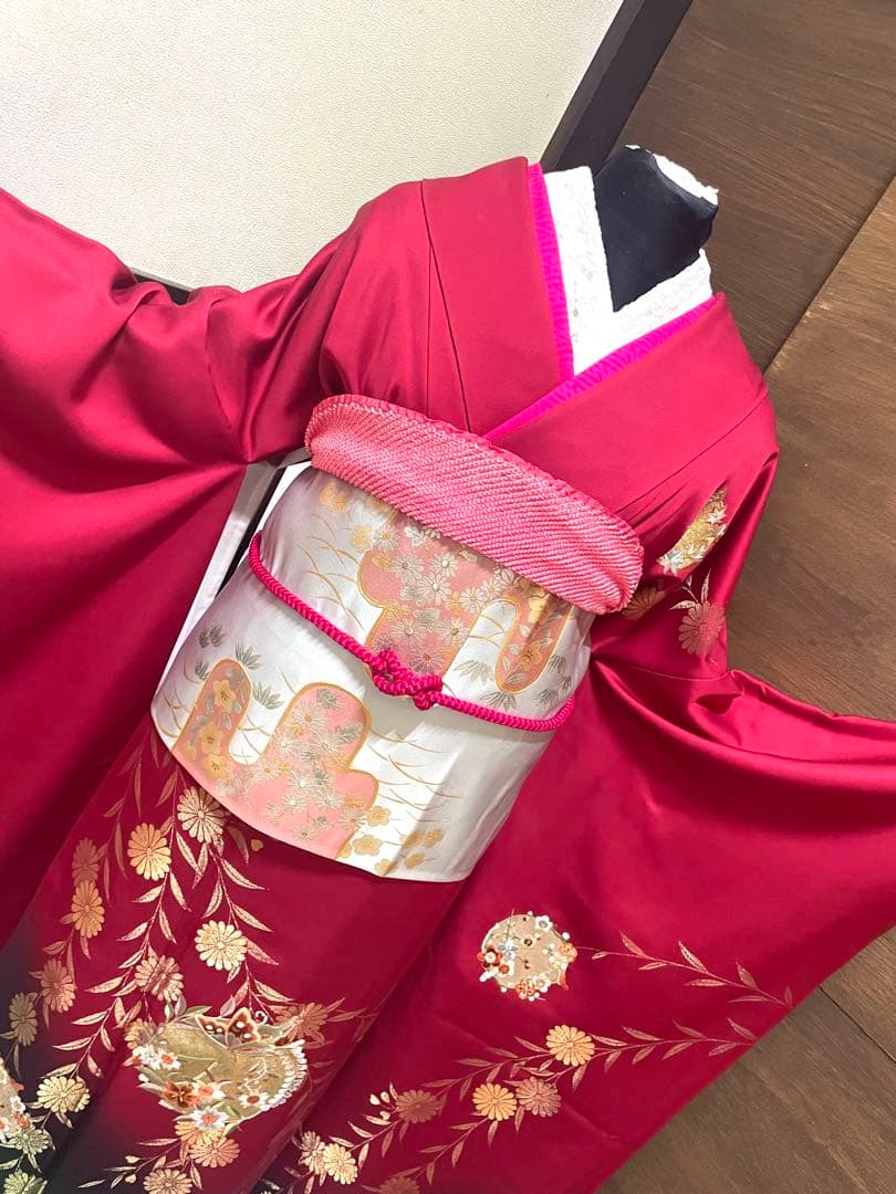 振袖 フルセット6点M〜Lサイズ赤と緑の花柄刺繍　正絹　売り切り終了