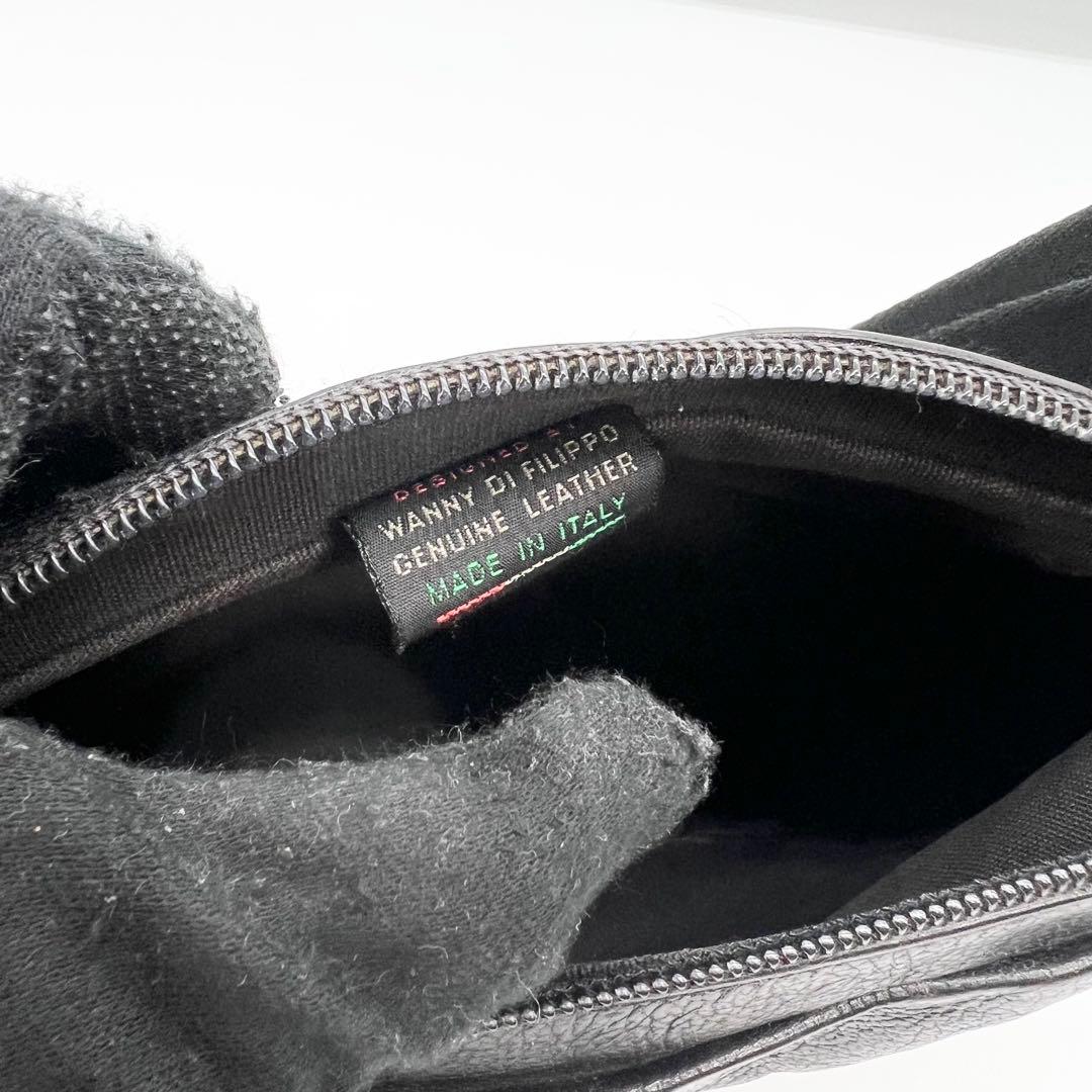 美品✨イルビゾンテ　ショルダーバッグ　ボディバッグ　2way　レザー　ブラック