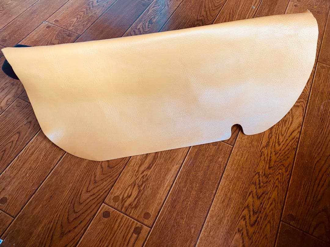 Uni&Co ユニアンドコー メッセンジャーバッグ ブラウニー イエロー L牛革