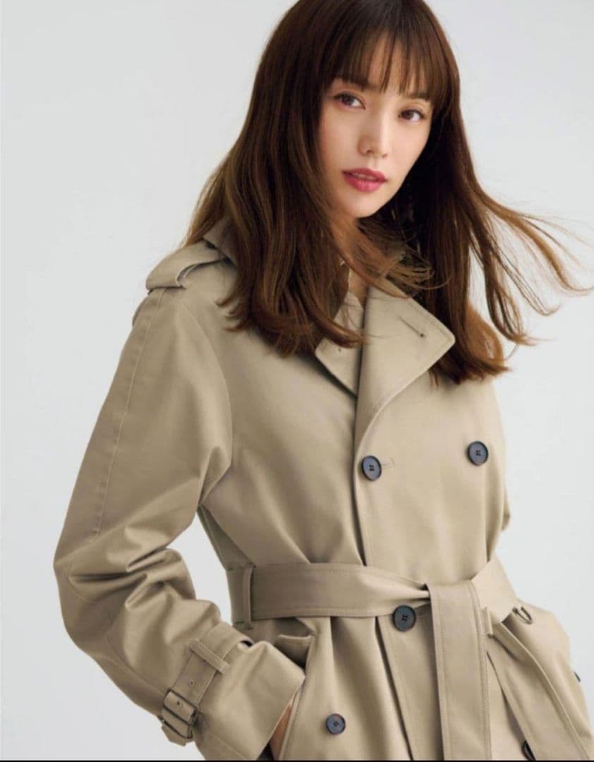 美品 23区 大きいサイズ46 コットンギャバトレンチコート 蛯原友里さん着用