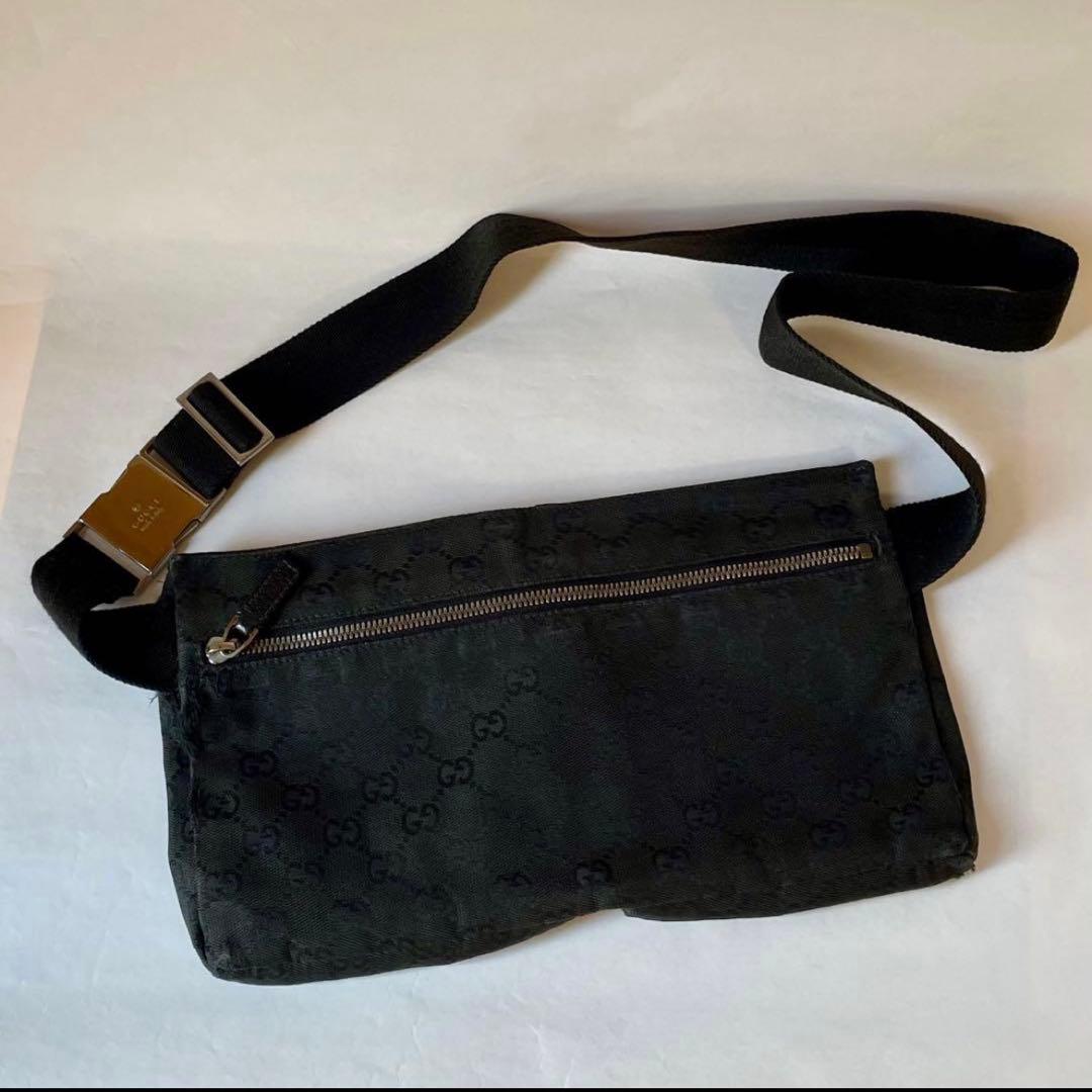 【GUCCI】ブラック ボディバッグ ウエストポーチ ブラック GGパターン