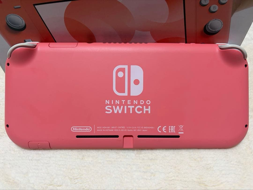 【本体のみ】Nintendo Switch Lite ピンク