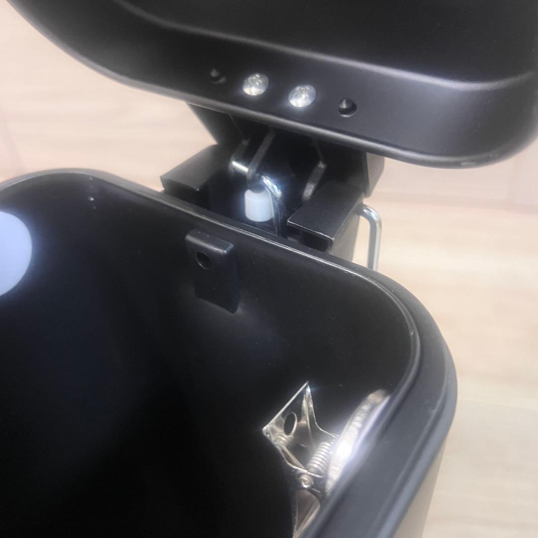 ソフトクローズ 四角形 ゴミ箱 5L 袋のズレ防止クリップと蓋付き 小型 ごみ箱