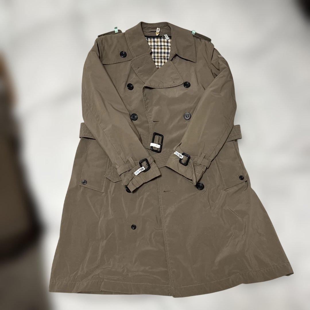 タトラス アクアスキュータム トレンチコート