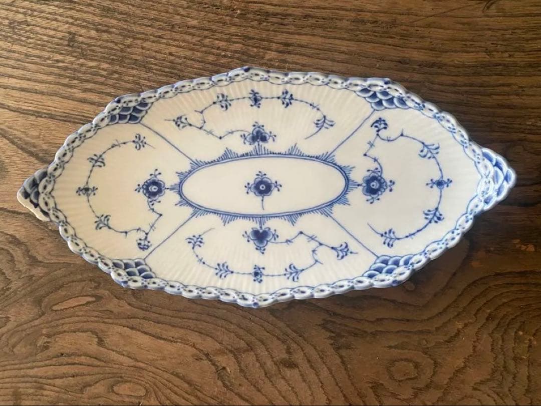 ロイヤルコペンハーゲン ブルーフルーテッド ハーフレース ピックルディッシュ