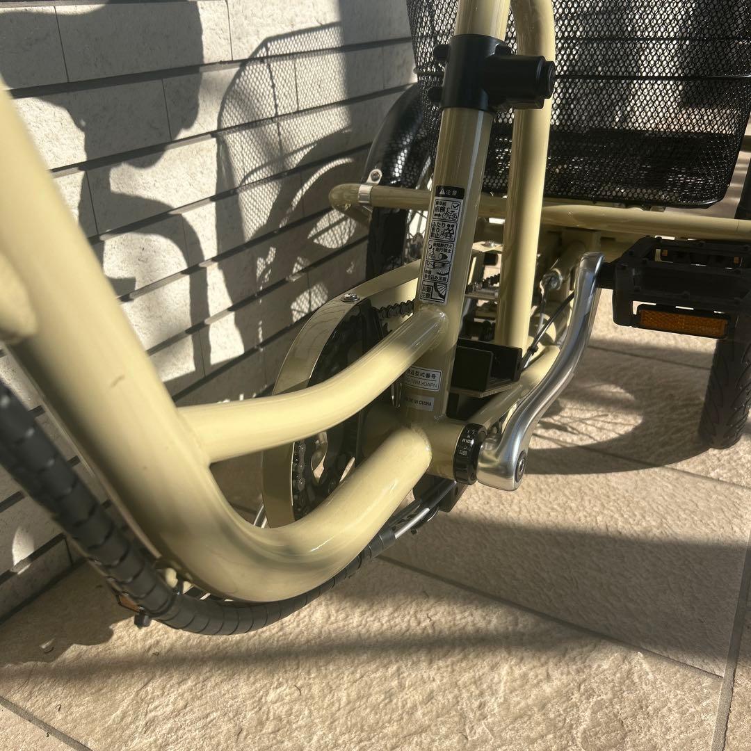 MIMUGO 電動アシスト三輪自転車 ベージュ ノーパンク バッテリーなし 東京