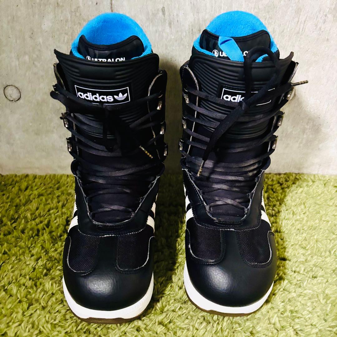 ほぼ新品 adidas SAMBAスノーボードブーツ 27.5　箱付き