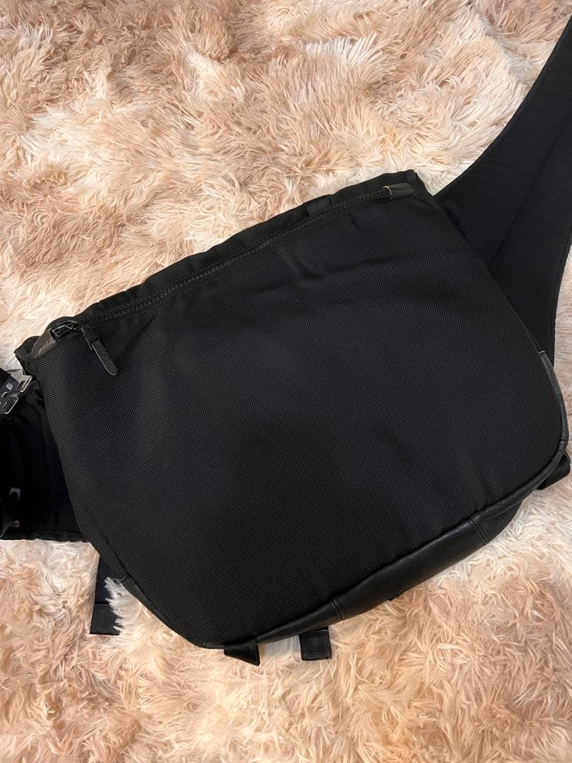 visvim メッセンジャーバッグ ビズビム Ballistic