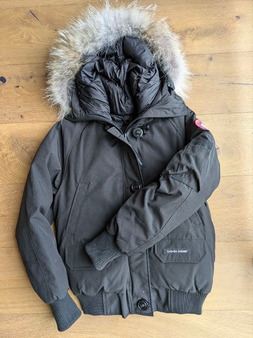 【新品未使用タグ付き】 【値下げ交渉可】 ダウンジャケット