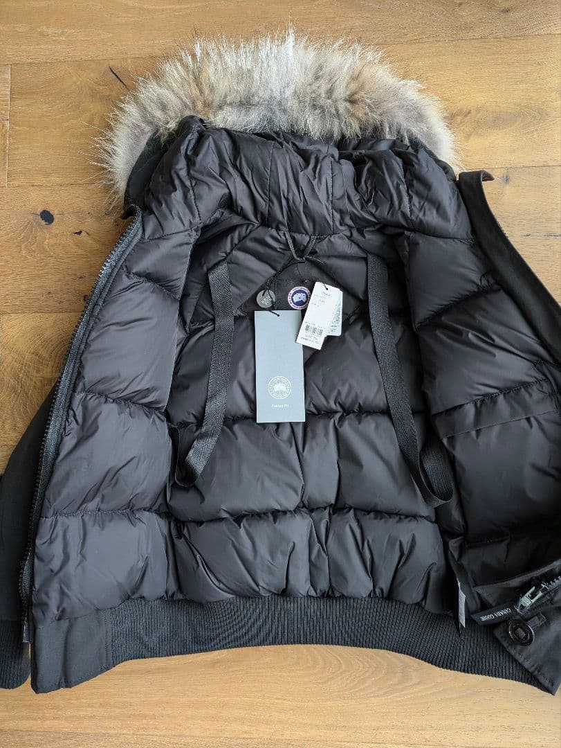 【新品未使用タグ付き】 【値下げ交渉可】 ダウンジャケット
