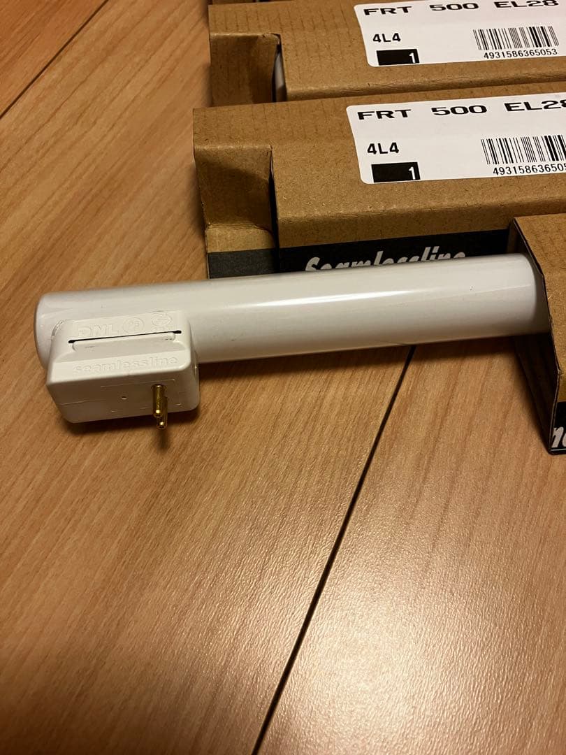 【値下】FRT 500 EL28 蛍光灯 4本セット