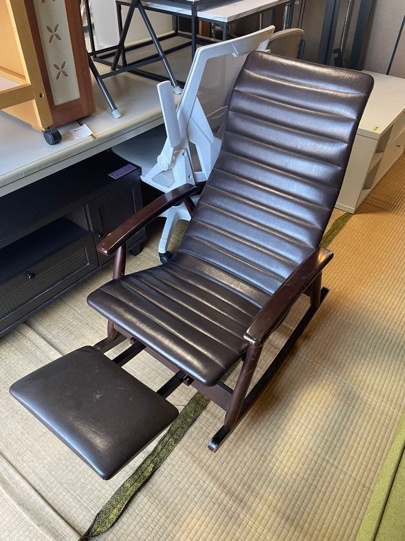 【MATSUDA】マツダ家具　ロッキングチェア　フットレスト付き　昭和レトロ