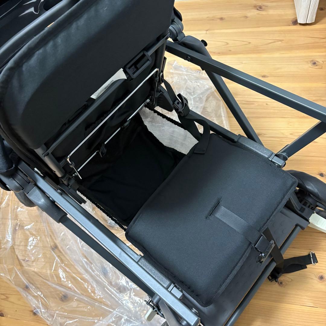 カブース ウルトラライト 2人乗りベビーカー ブラック ベビーカーバッグ付