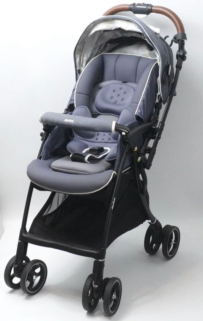 【美品】Aprica ラクーナ ビッテ クッション　ブルーアットル　ベビーカー