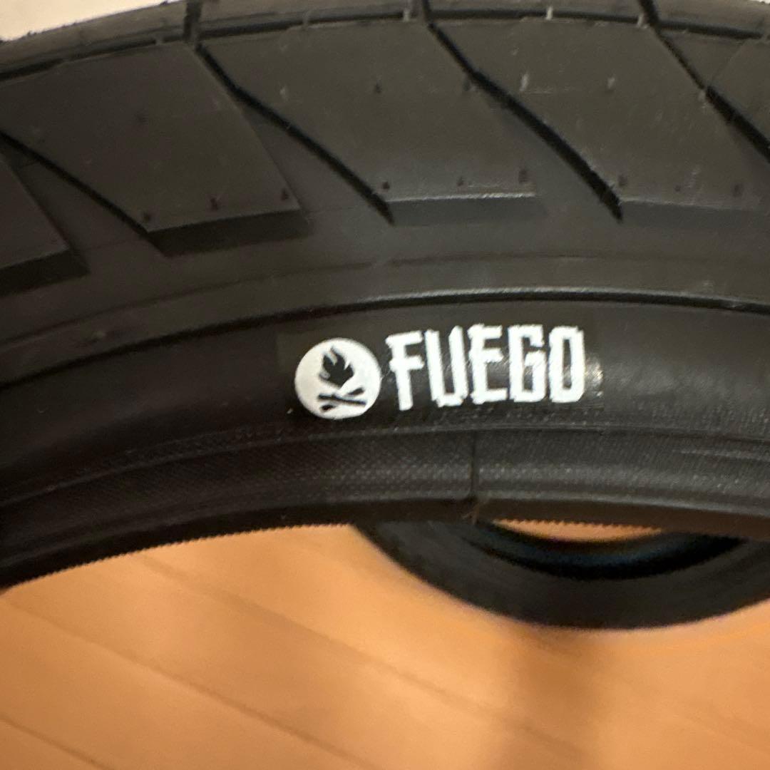 BMX 18インチ タイヤ flybikes FUEGO 2本組 キッズ