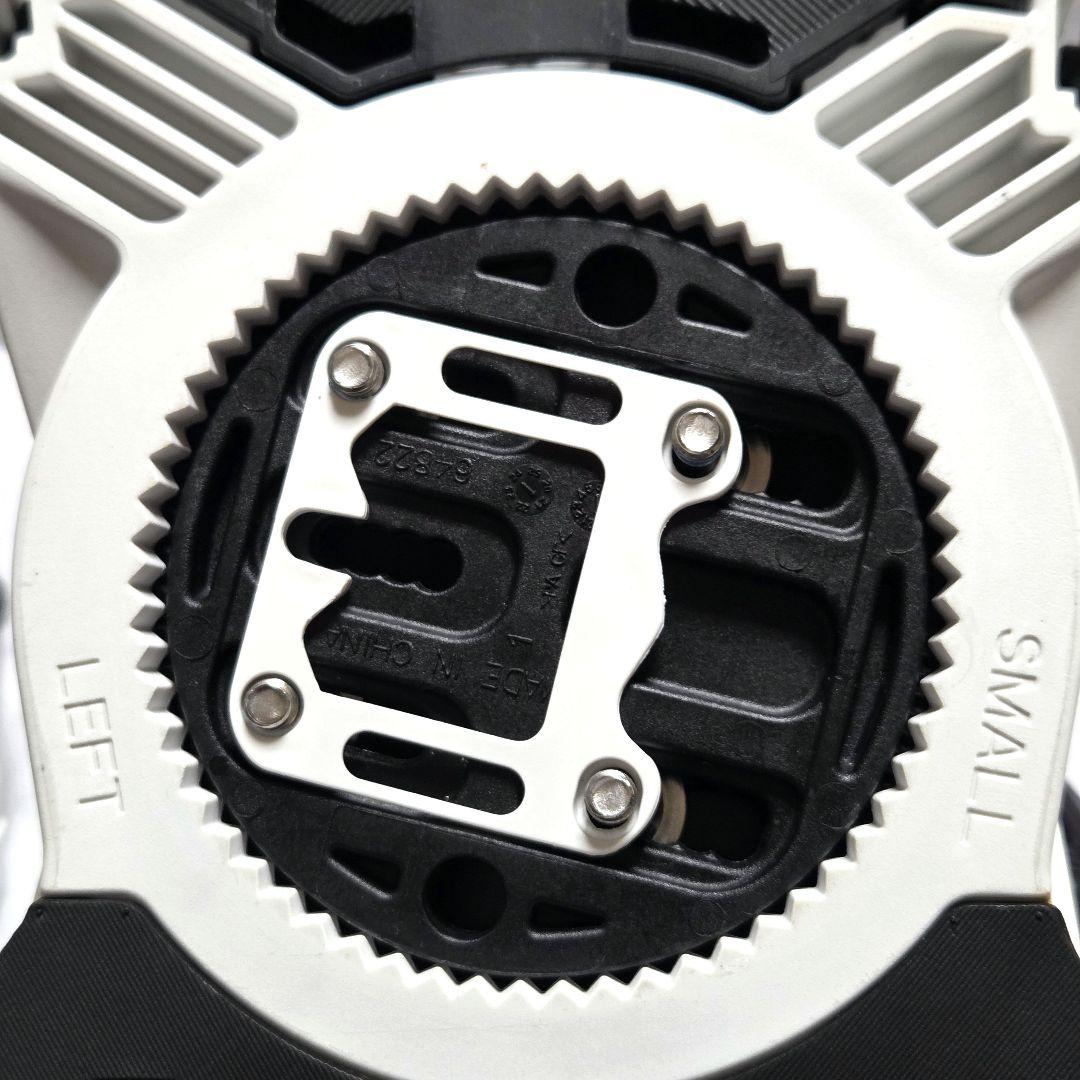 SALOMON RHYTHM ホワイト スノーボード ビンディング Sサイズ