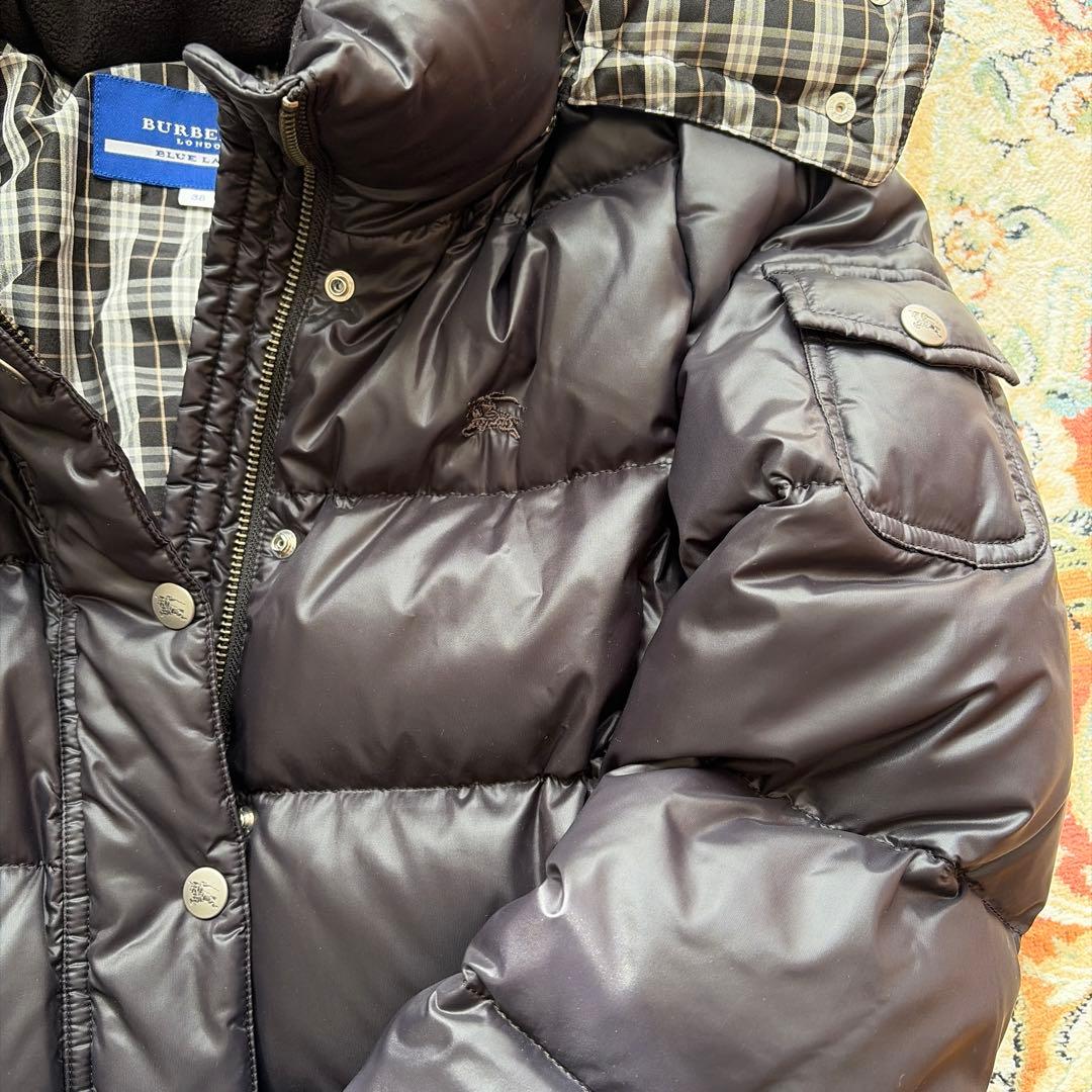 BURBERRY ブラック ダウンジャケット フード付き