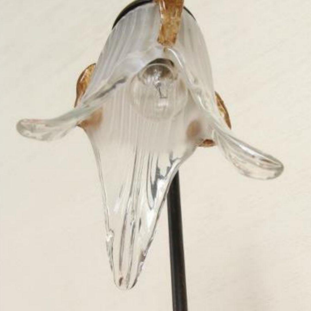 輸入雑貨　アイアン　『ユリ(百合)の１灯スタンドランプ』　ガラスシェード