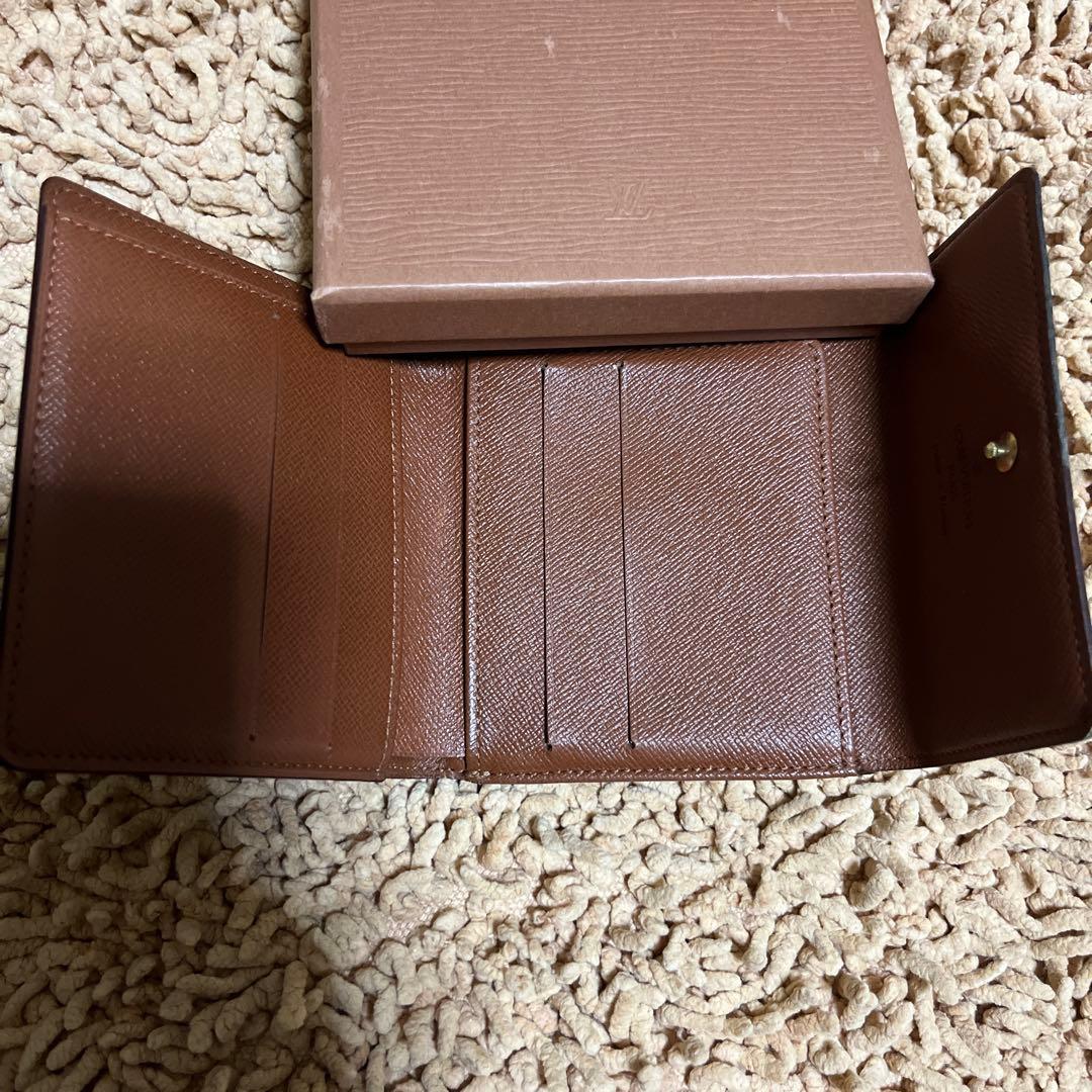 ルイ・ヴィトン　モノグラム　ポルトモネ・ビエ・カルトクレディ　Wホック　三つ折り