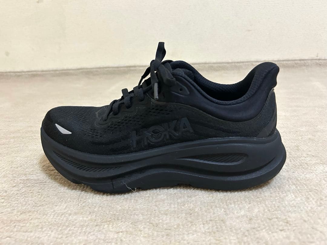 靴 HOKA/Bondi 9 24cm