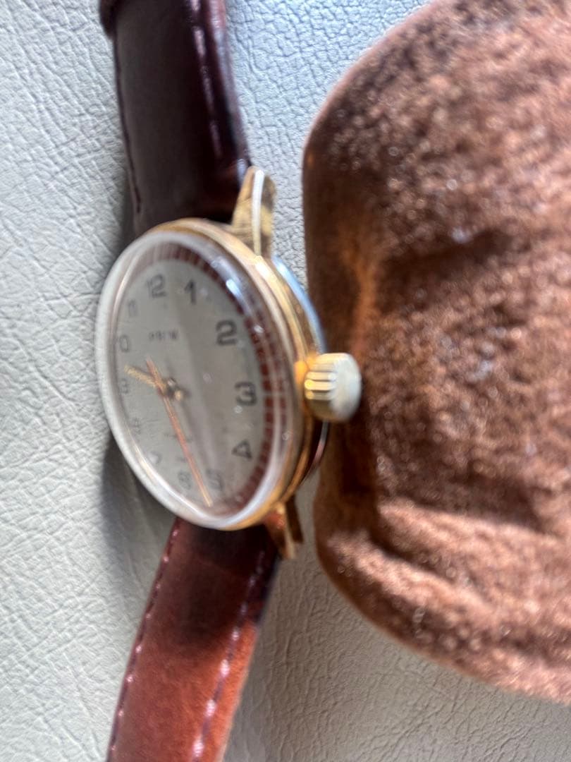 チェコ　プリム　手巻き時計